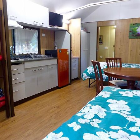 Lake Eacham Tourist Park & Cabins Esterno foto